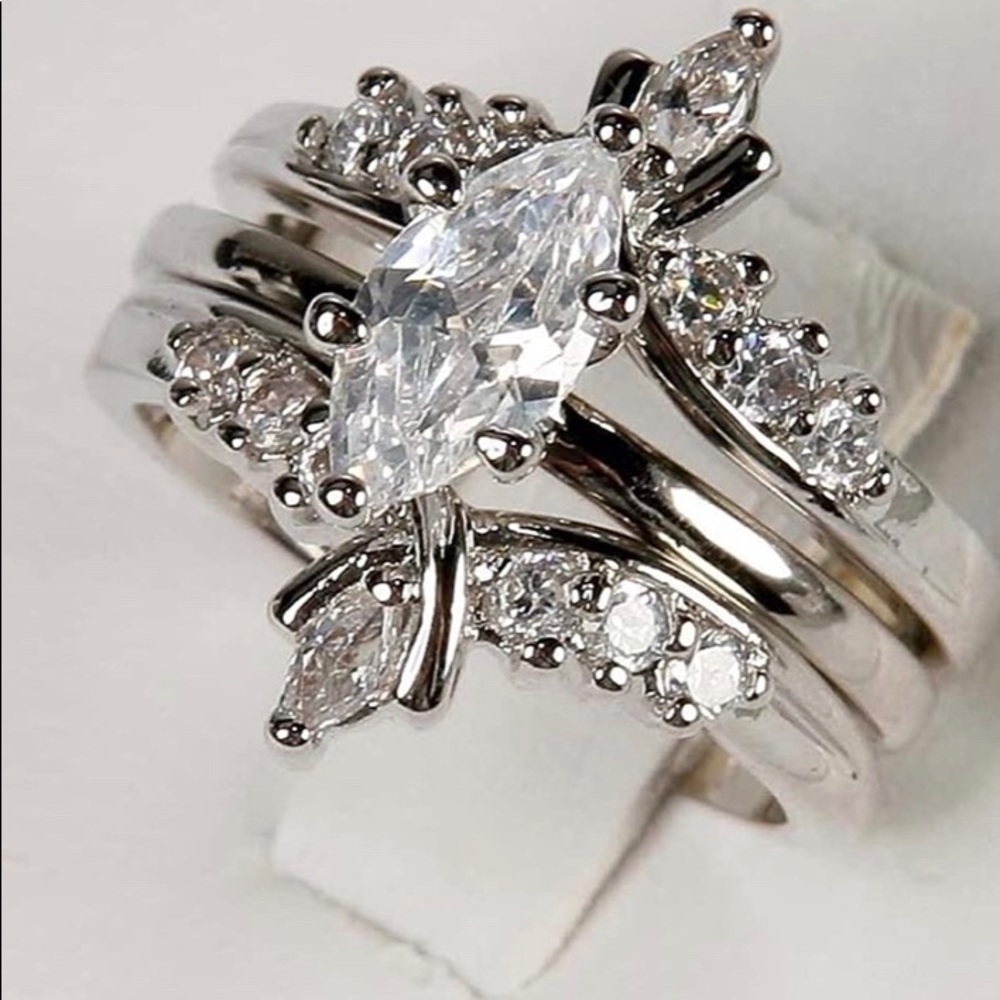 Silver Marquise ring with jacket set A66